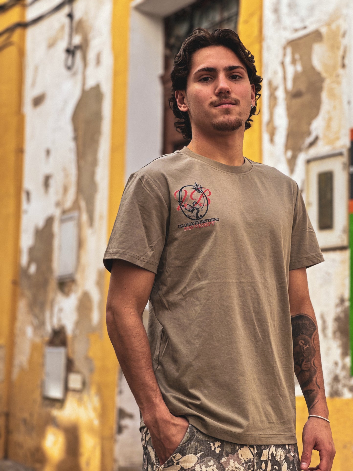 Vintage - Regular Tee